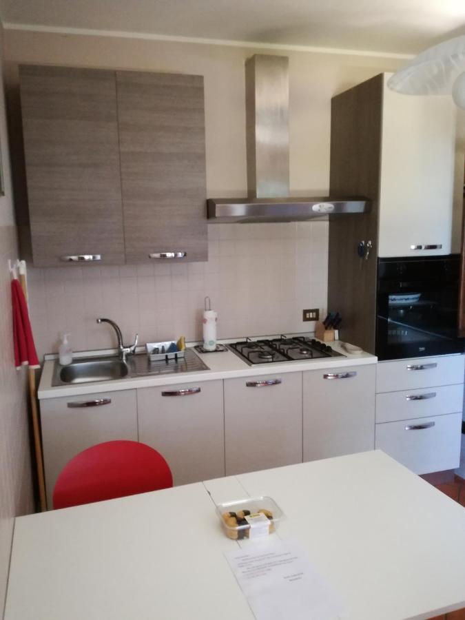 Casale Cadeloro Villa Nebbiuno Buitenkant foto