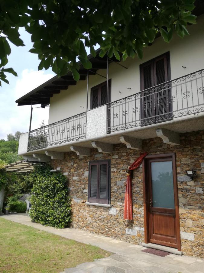 Casale Cadeloro Villa Nebbiuno Buitenkant foto