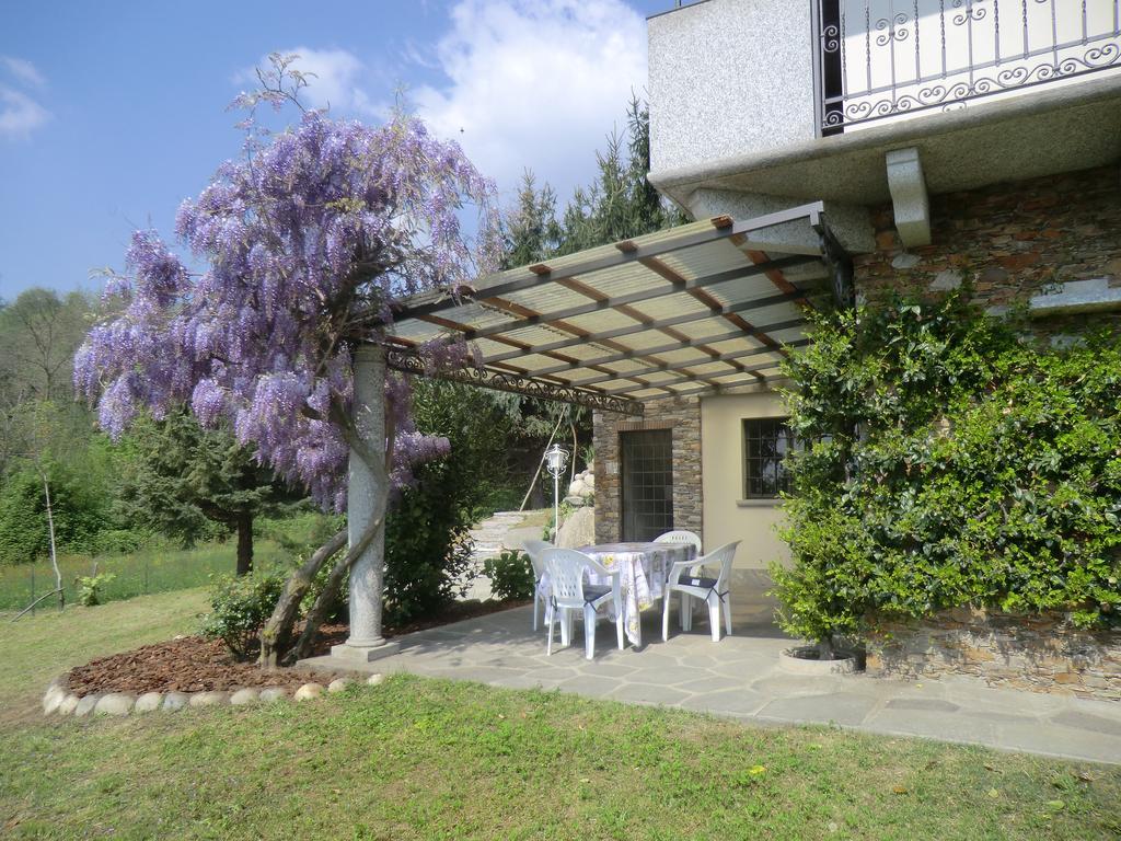 Casale Cadeloro Villa Nebbiuno Buitenkant foto