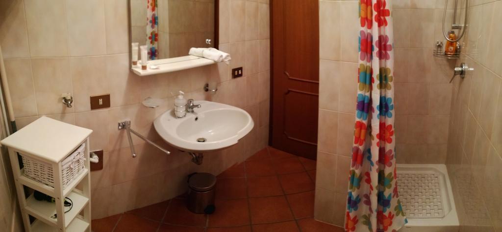 Casale Cadeloro Villa Nebbiuno Buitenkant foto