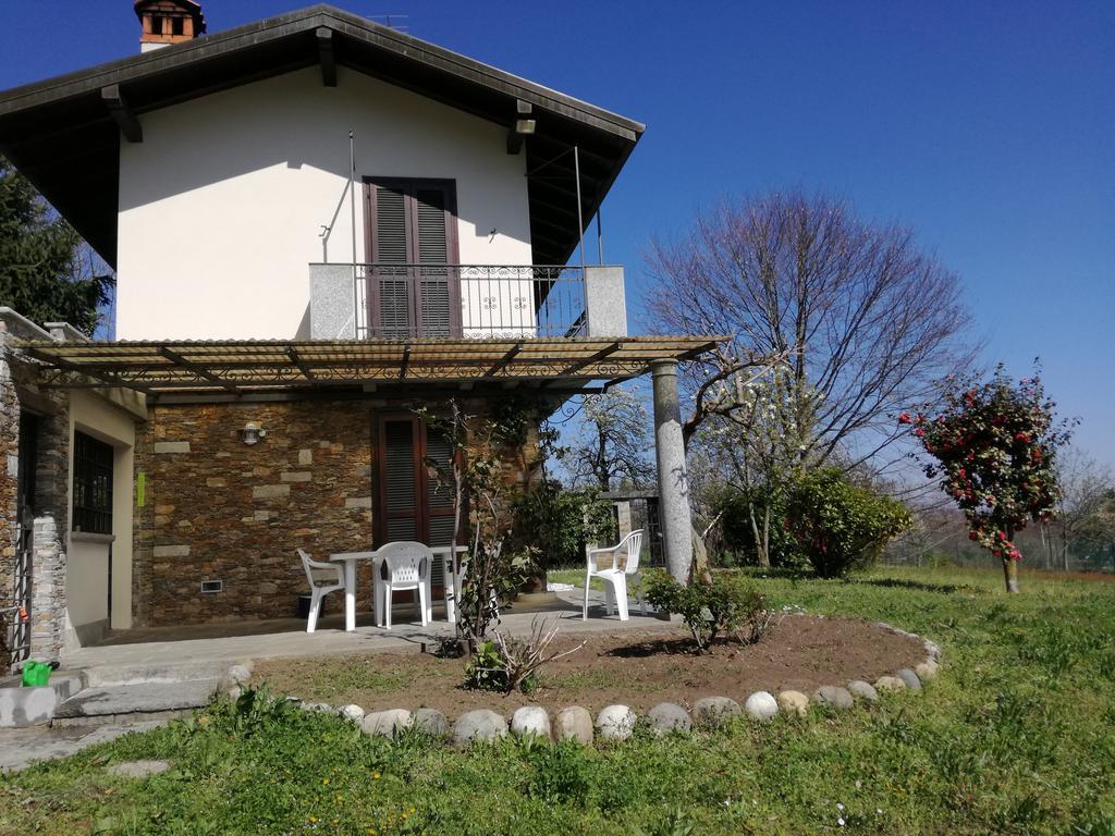 Casale Cadeloro Villa Nebbiuno Buitenkant foto
