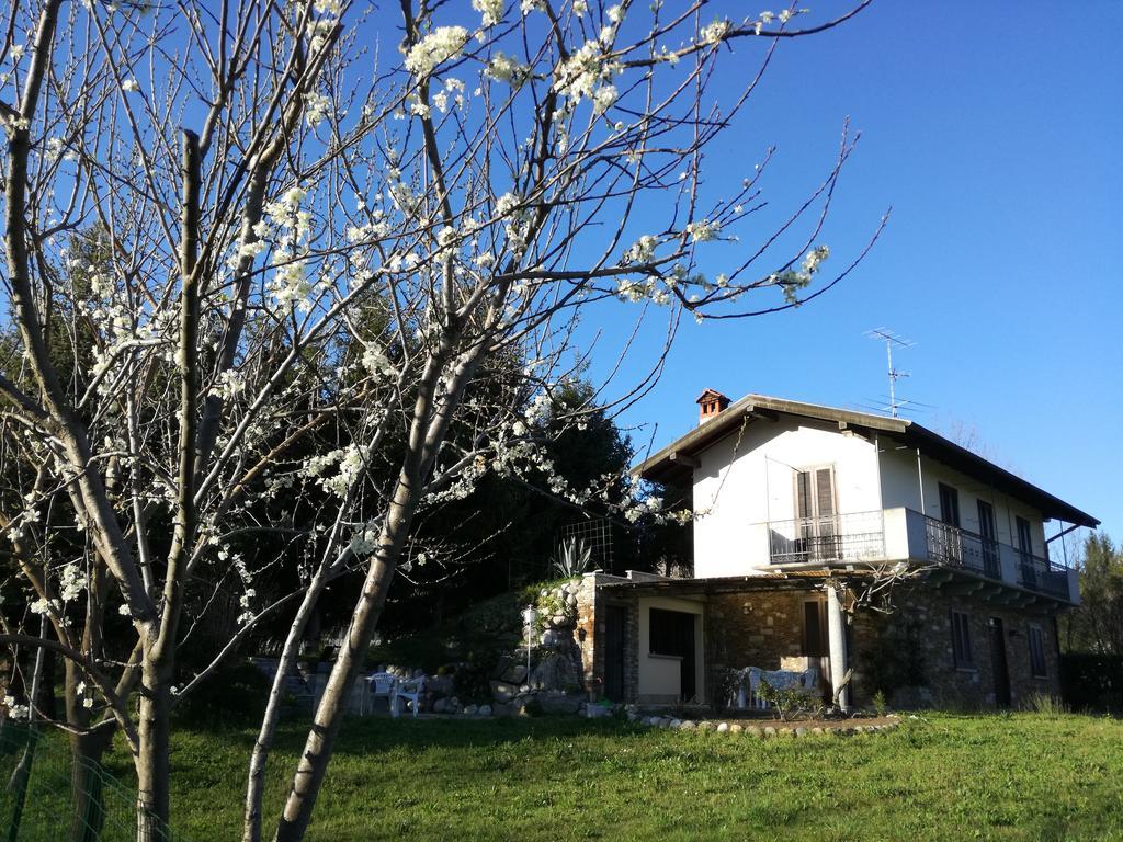 Casale Cadeloro Villa Nebbiuno Buitenkant foto