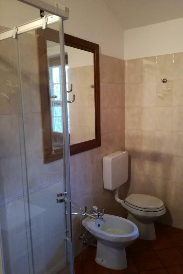 Casale Cadeloro Villa Nebbiuno Buitenkant foto
